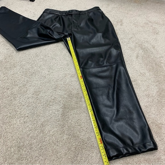 Halston black Faux Leather Retro Style High Waisted Pleated Trouser Pants Sz M - Picture 12 of 13